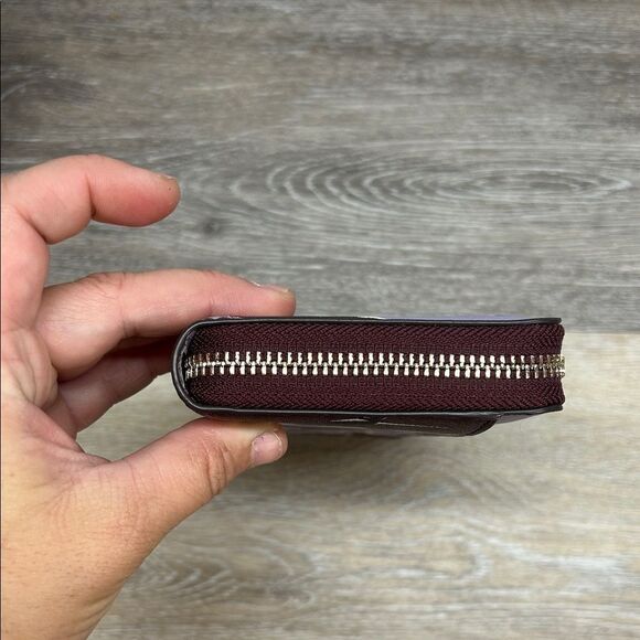 4878-4 Kate Spade Lavender and Maroon Floral Wallet - Picture 5 of 12